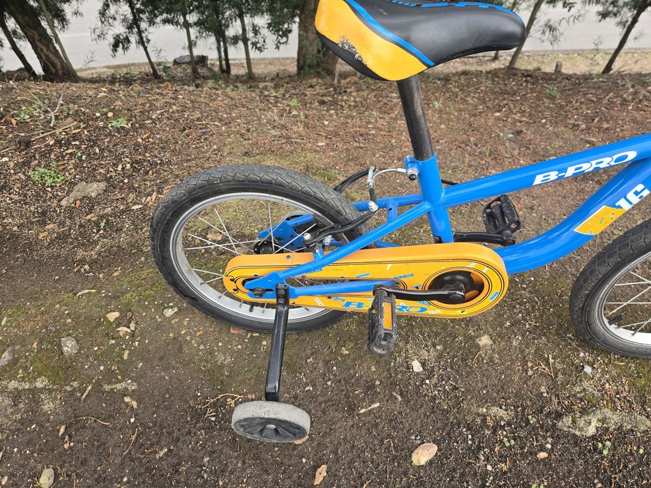 Bicicleta crianca roda 16
