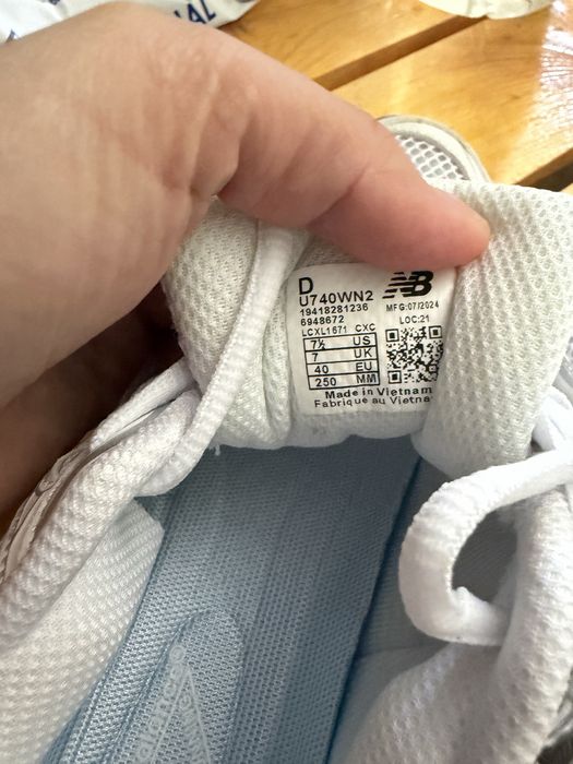 Продам кросівки New Balance