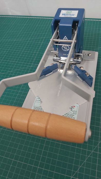 Canteadora Manual para Papel - Warrior 21144 - como nova