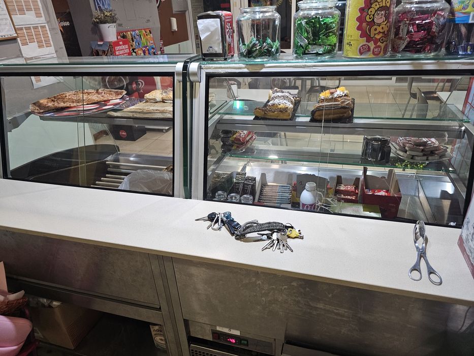 Vitrine Refrigerada com Arca/Pão