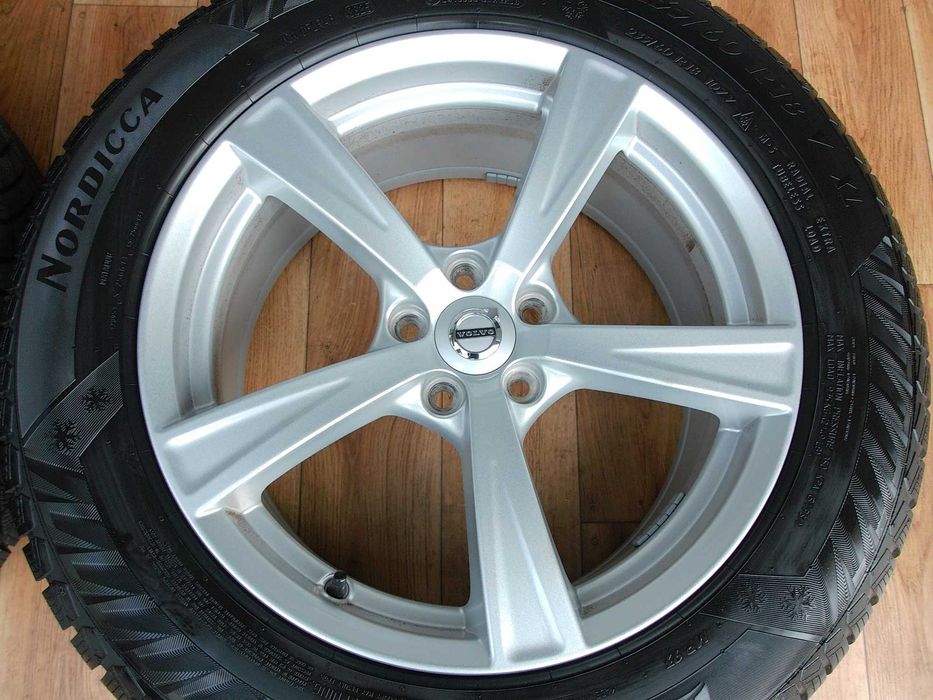 Felgi Volvo V40 S40 V60 S60 V90 S90 XC40 XC60 18 5x108 ET 42,5 jak nowe