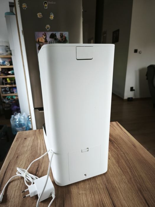 Podajnik karmy Xiaomi