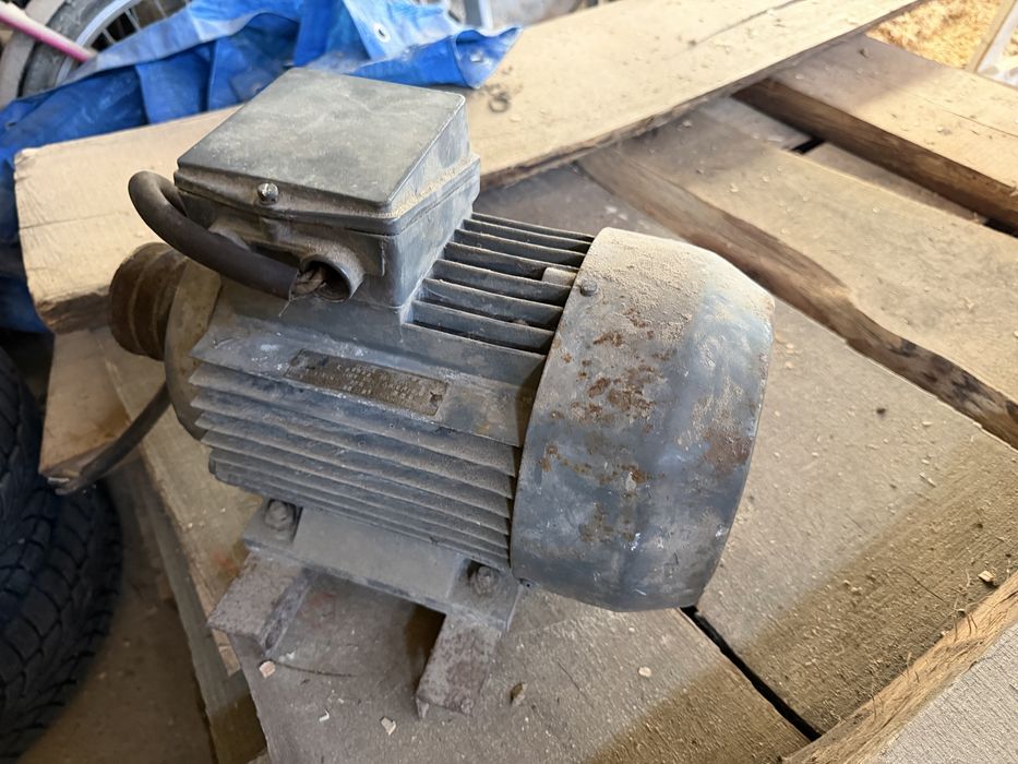 Silnik elektryczny 5KW 930obr
