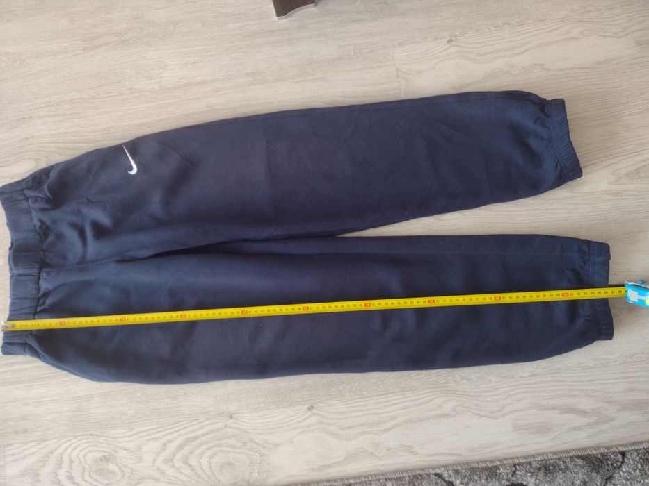 Dres Nike 13-15 lat.