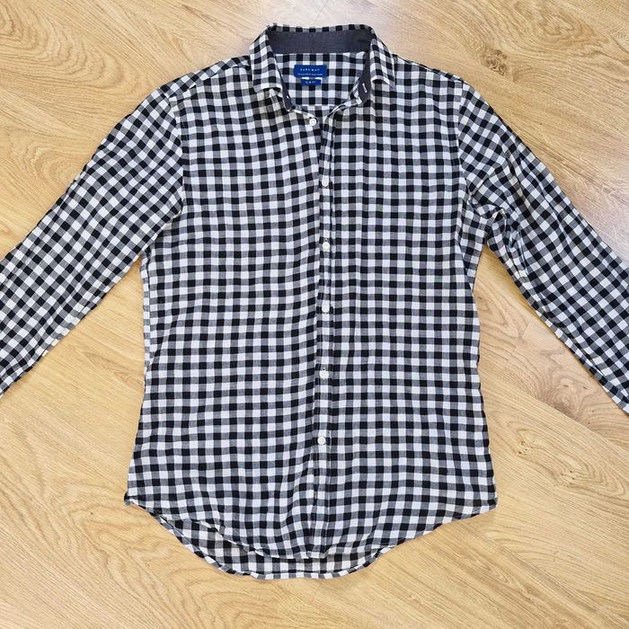 koszula slim fit w czarno-białą kratę + kosmetyk GRATIS