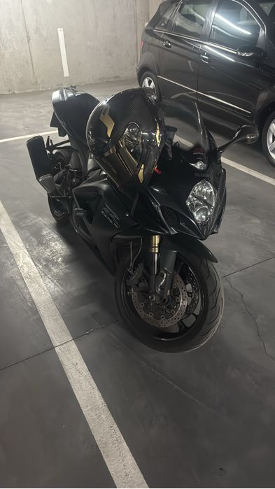 Suzuki GSXR 1000 K8
