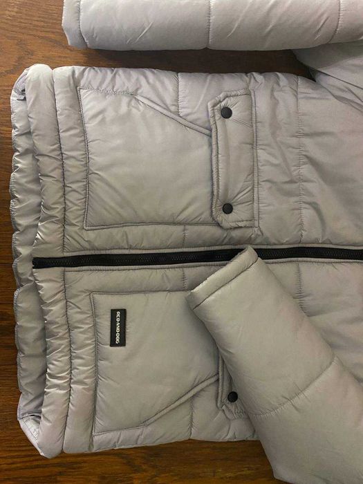 Чоловіча куртка розмір М