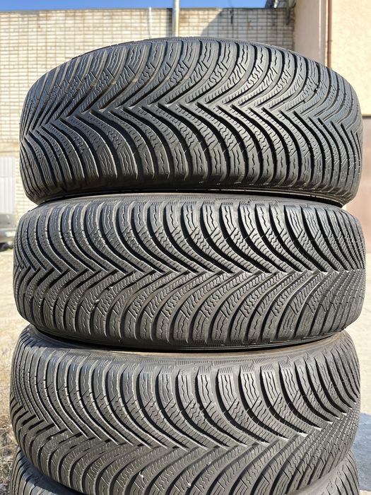 Шини 205/55 R16 Michelin Alpin5 4 зимові гуми стан близький до нових