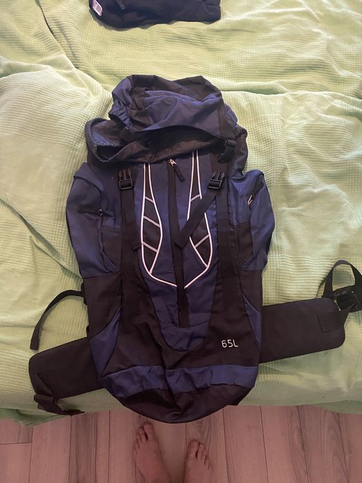 Pleckak turystyczny trekkingowy 65l