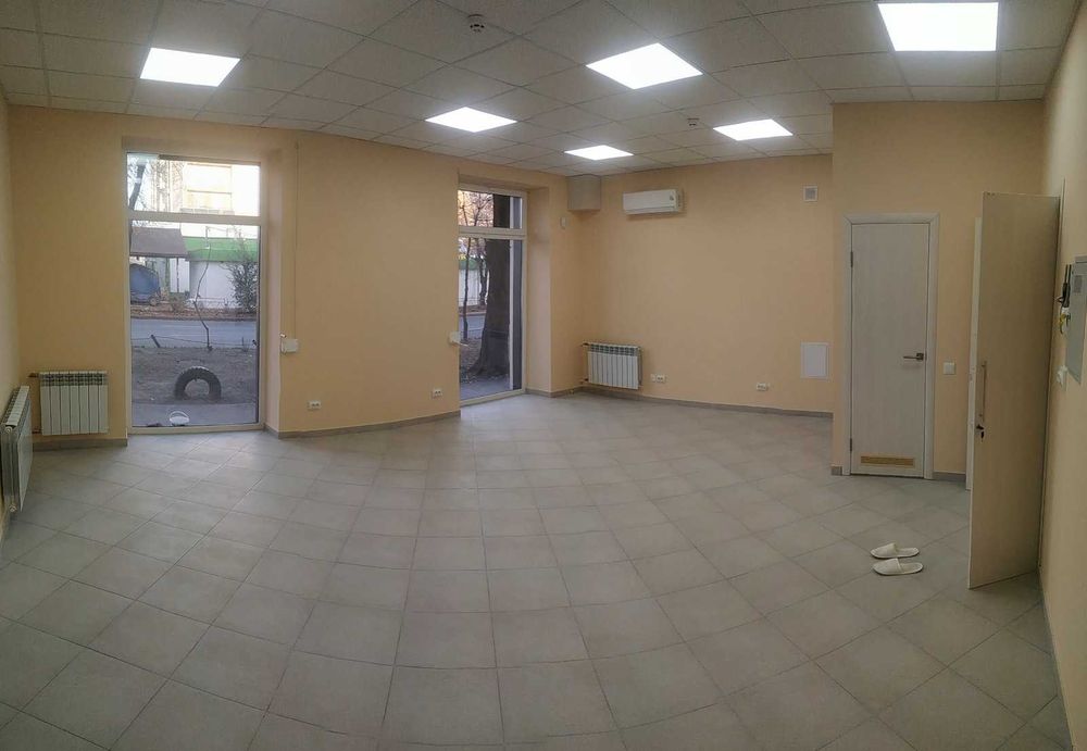 Приміщення з окремим входом, центр