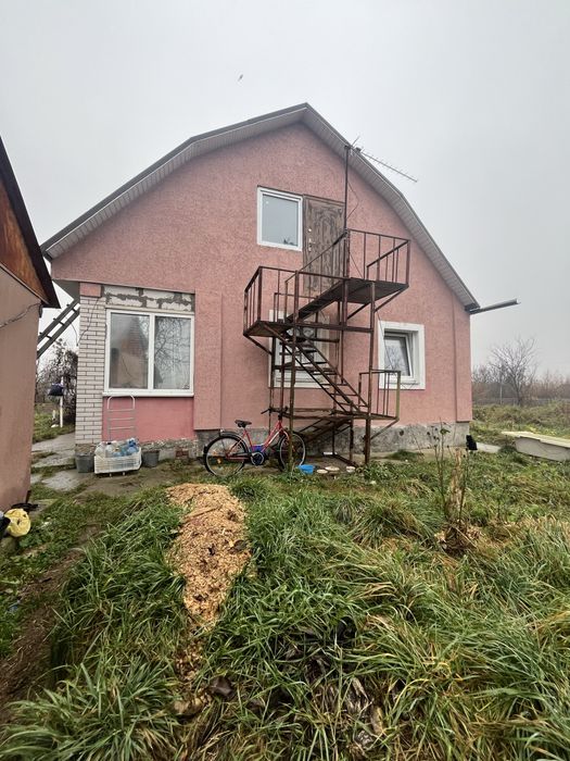 24 км від Житомира в напрямку Рівного продаж будинку