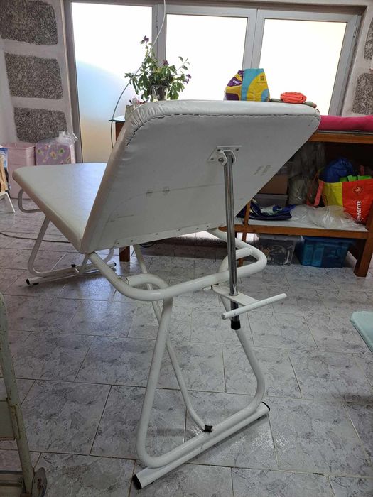 Marquesa bege  varias funções