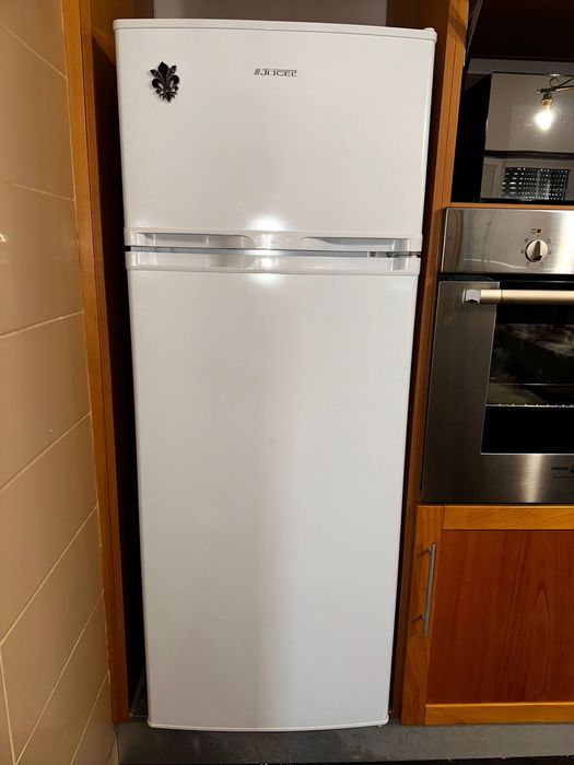 Frigorifico praticamente (NOVO) *