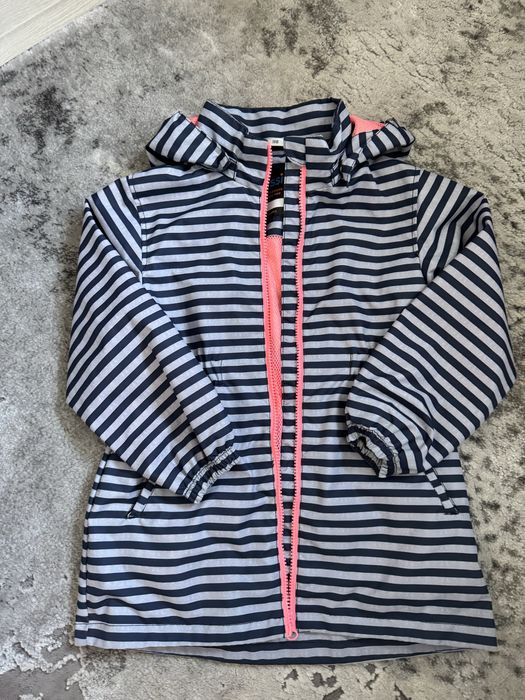 Куртка вітровка Lassie