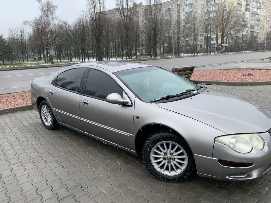 Крайслер 300м продам