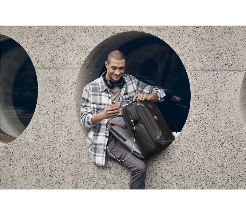 Wenger Tech, PlayerOne 17.3" Gaming Laptop Backpack, black, -25%