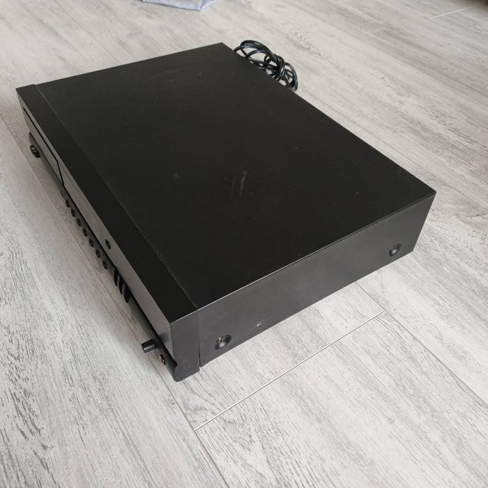 CD проигрыватель Harman Kardon HD720