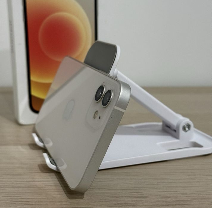 iPhone 12 - 64GB - Desbloqueado