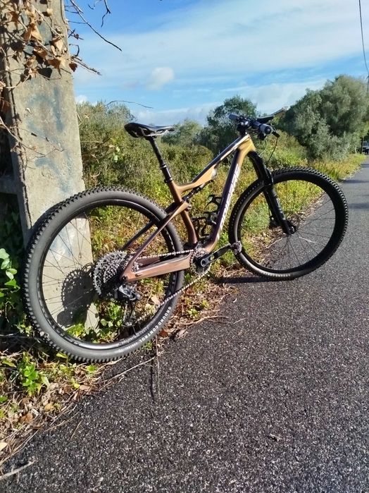 Bicicleta BTT Lapierre XR Carbon 2023