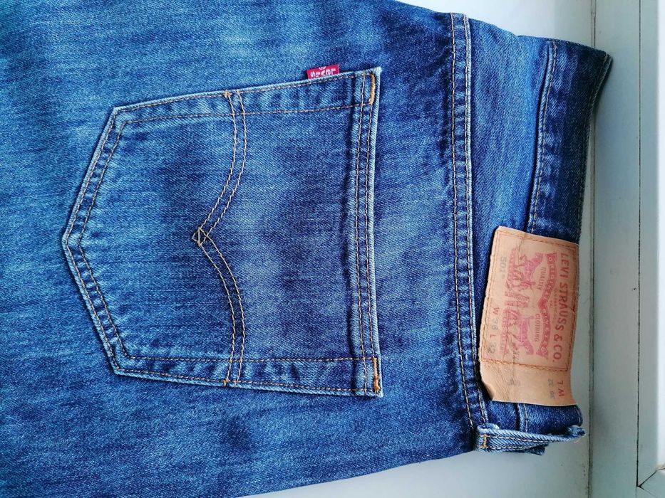 Продаю джинсы LEE, Levis 501 и 504 ( все оригинал)