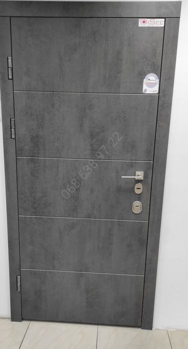 Двери входные, металлические,противовзломные, не вскрываемые отмычками