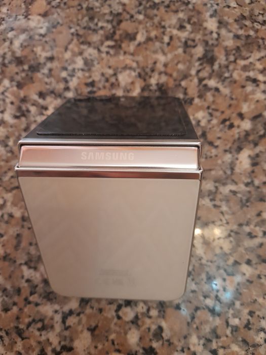 Samsung galaxy z flip 5