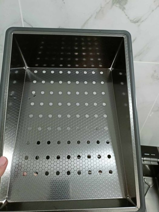 Мийка кухонна з нержавіючої сталі 304