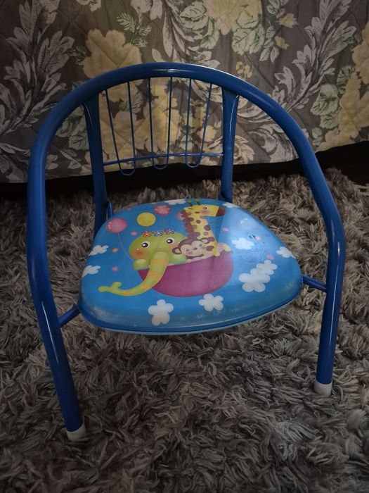 Krzesełko dla dziecka