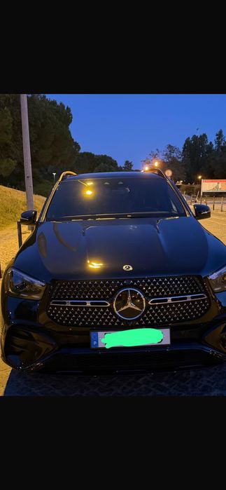 Viatura Mercedes - bens