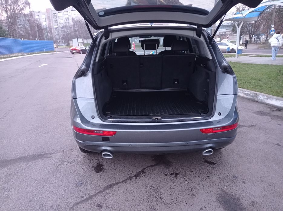 Audi q5 2 л бензин в Україні