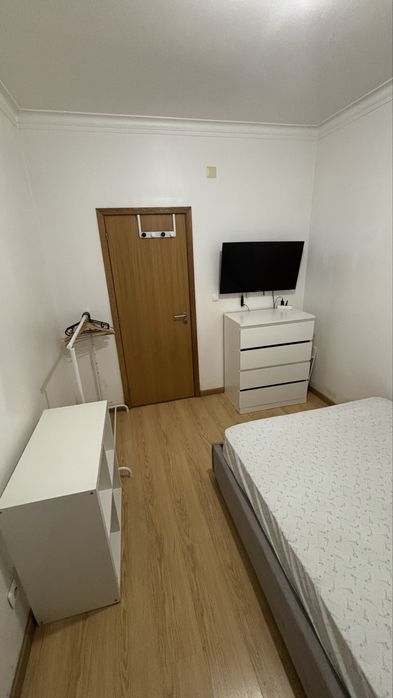 Quarto para arrendar
