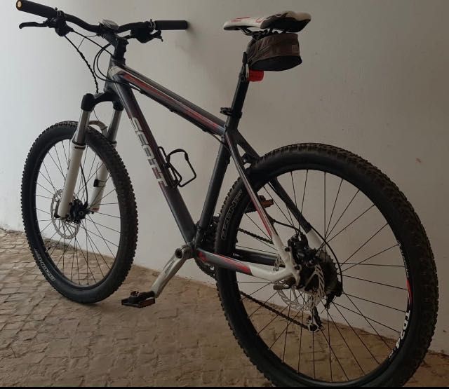 Bicicleta BTT SCOTT