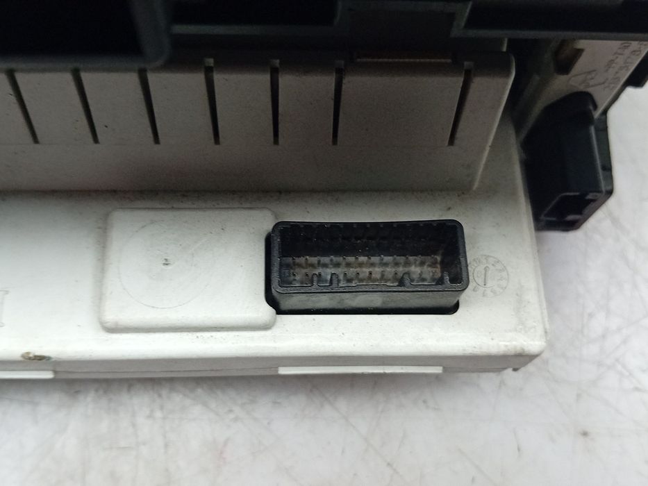 Display / ecrã de informações RENAULT Laguna II (BG0/1_)