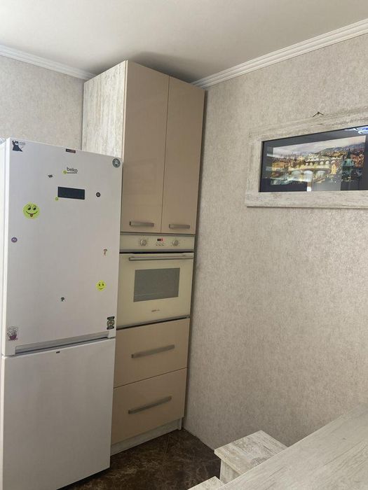 1к, цегляний будинок, Ближні Гречани