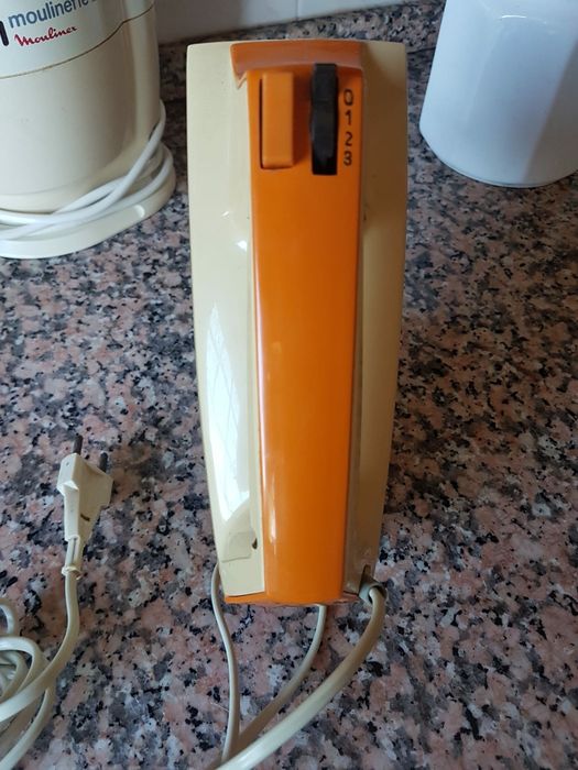 Batedeira moulinex vintage