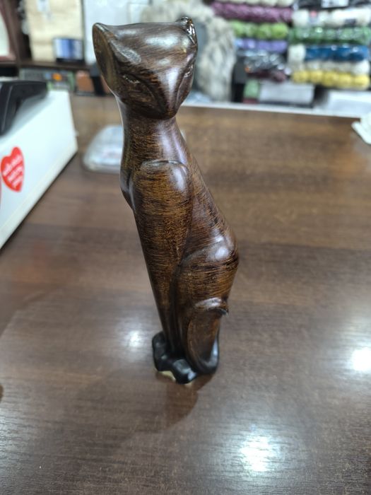 Ceramiczna figurka kota