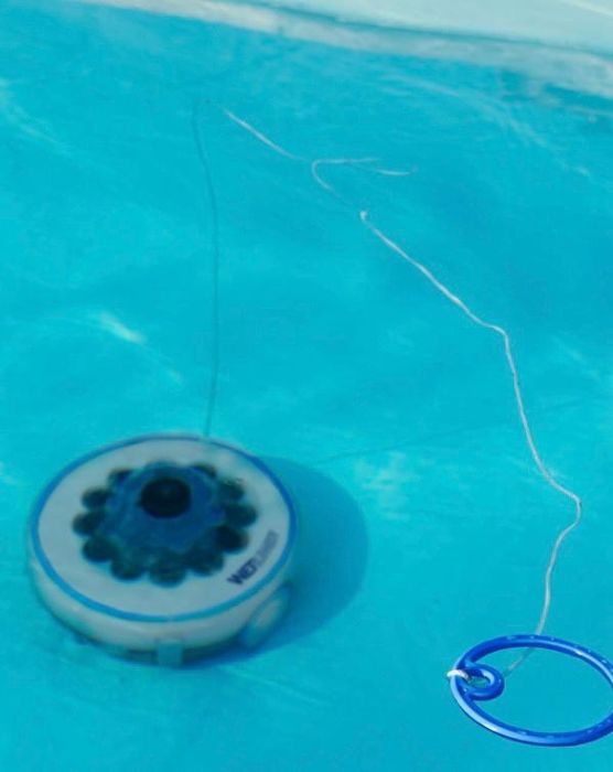 ROBOT limpa fundos piscina bateria rbr60