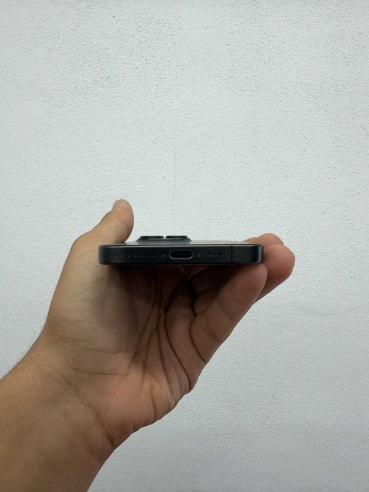 iPhone 15 Pro 128GB Black Titanium