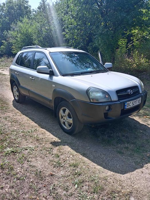 Автомобіль Hyndai Tucson