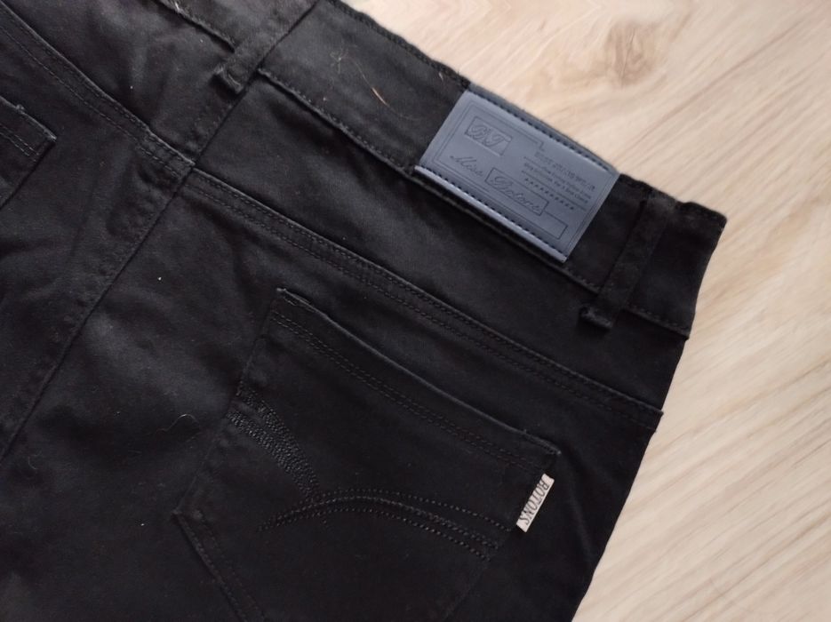 Spodnie damskie 3/4. Rozmiar 50  19zł