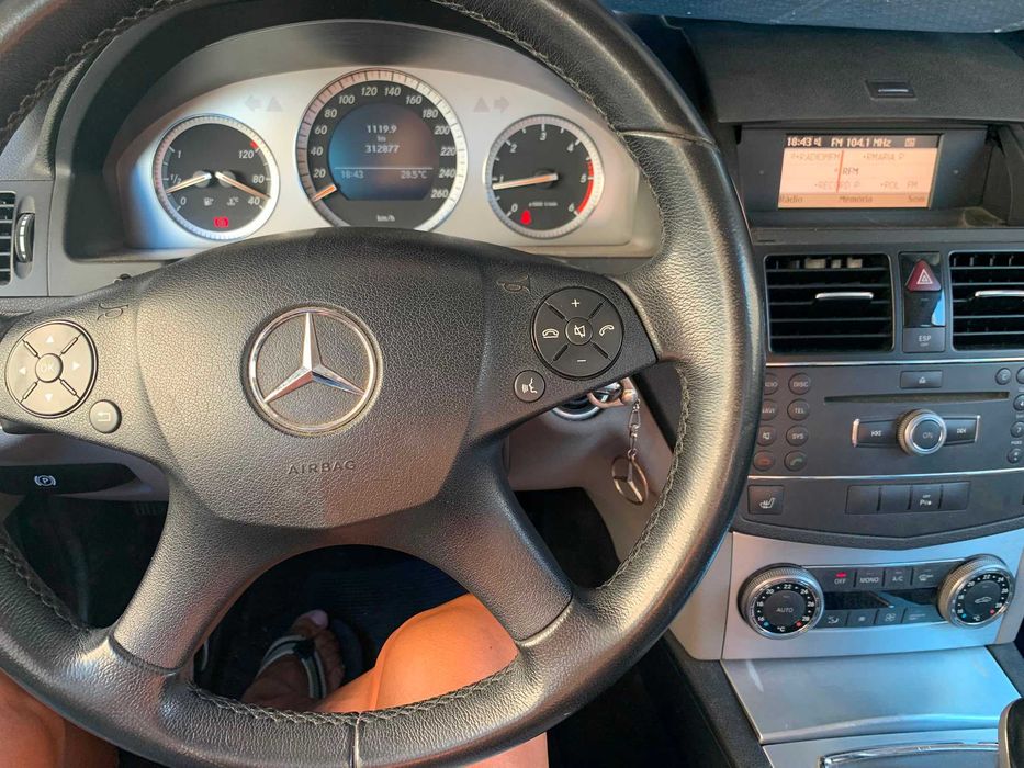 Carrinha mercedes C220