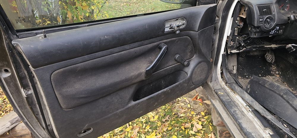 VW GOLF 4 разбираю