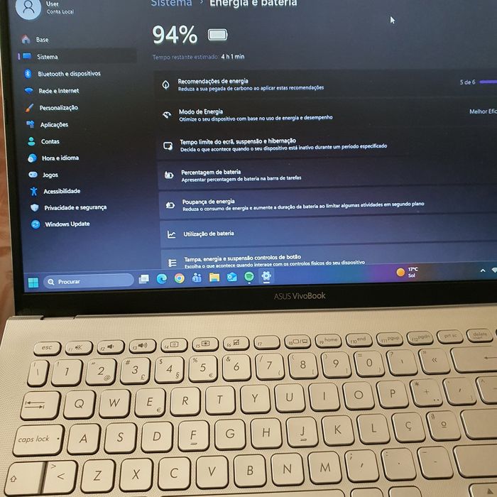Portátil Asus 15 i5 8ger 12Gb SSD 512Gb 2Gb Nvidea