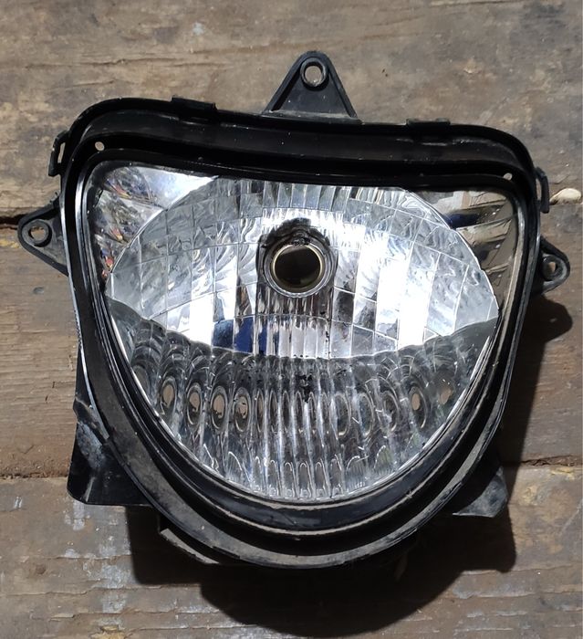 Продам хвіст та фару yamaha sa01