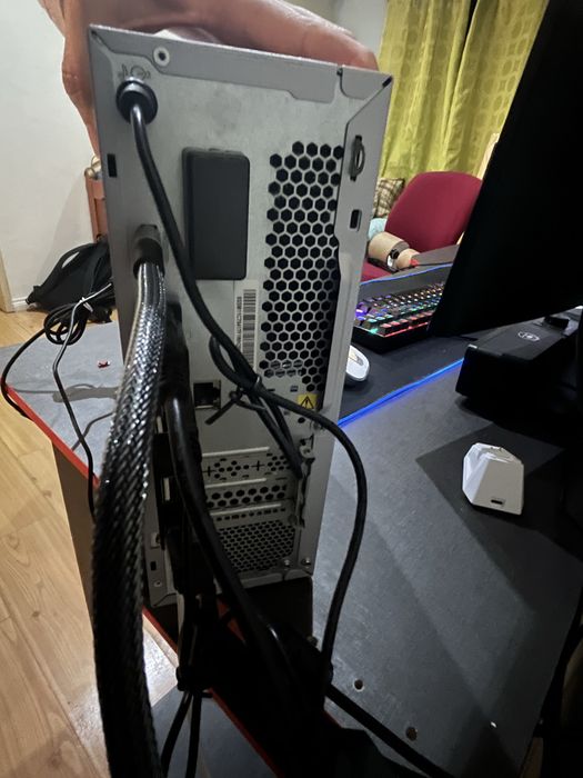 Vendo Desktop lenovo ideacentre 3