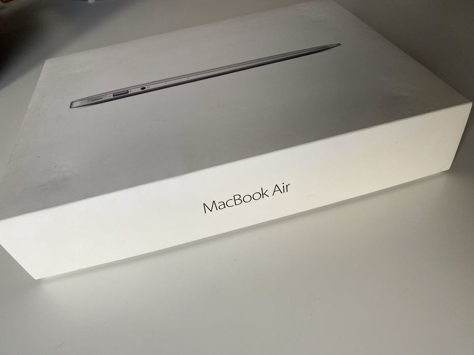 MacBook Air 13" (2015)434319399910133767