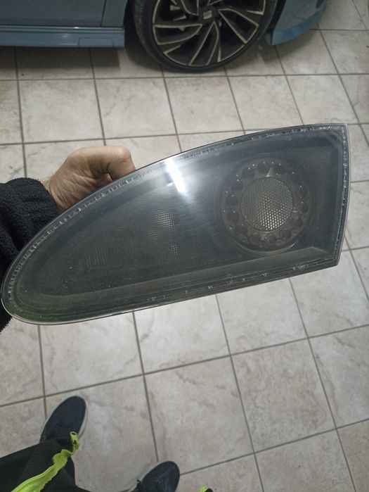 Farol traseiro direito SEAT Leon 1p