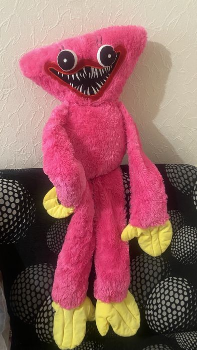 Кисі Місі велика іграшка