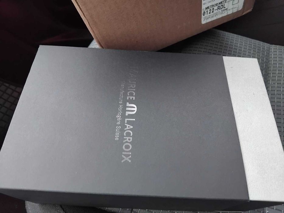 Акція!Новий Maurice Lacroix Aikon Automatic AI6057-SSL20-330-2