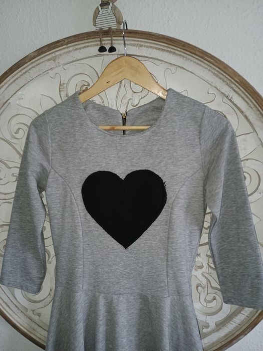 Sukienka dresowa rozmiar 36/38